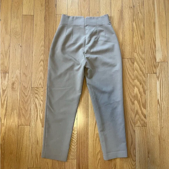 Zara High Waisted Pleated Pants Women’s S in Tan - Picture 5 of 5